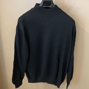 Men’s Halls mock turtle neck sweater